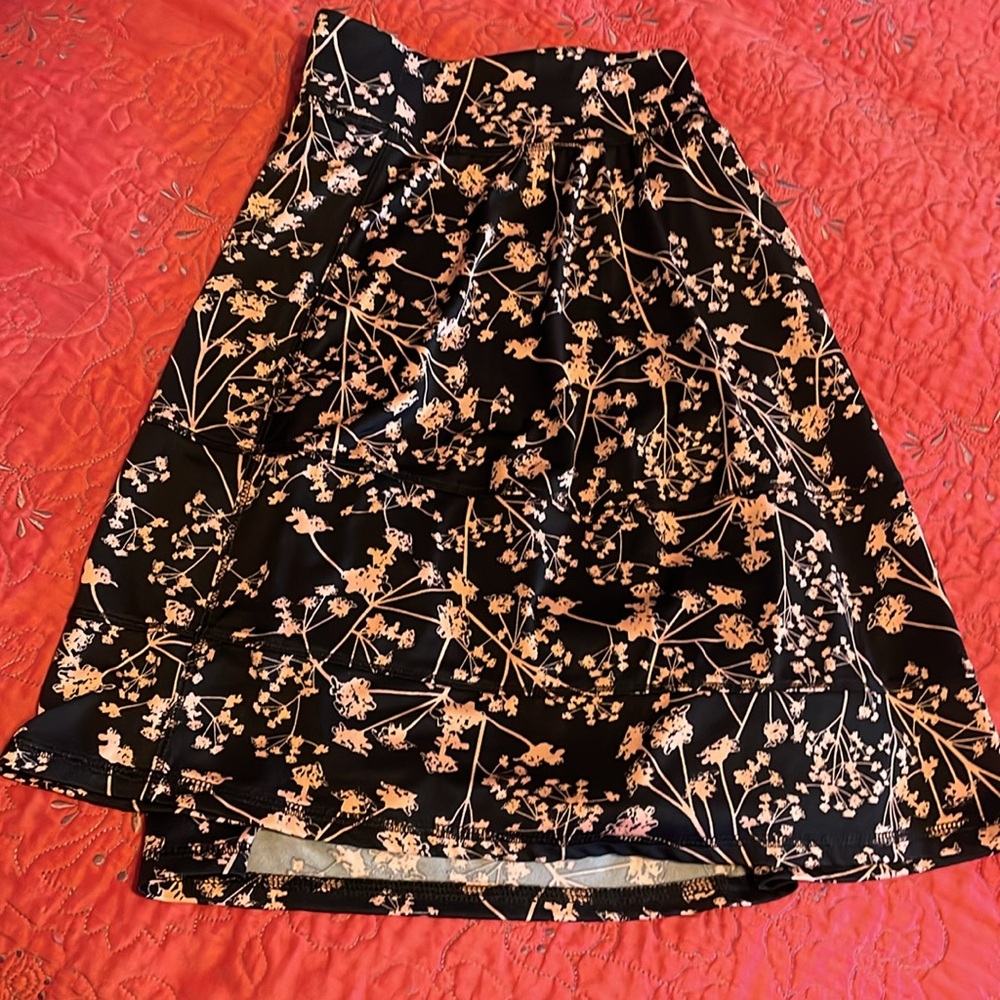 LANE BRYANT LIVI SPORT SKIRT WITH SHORTS SIZE 22/24 - Picture 5 of 10